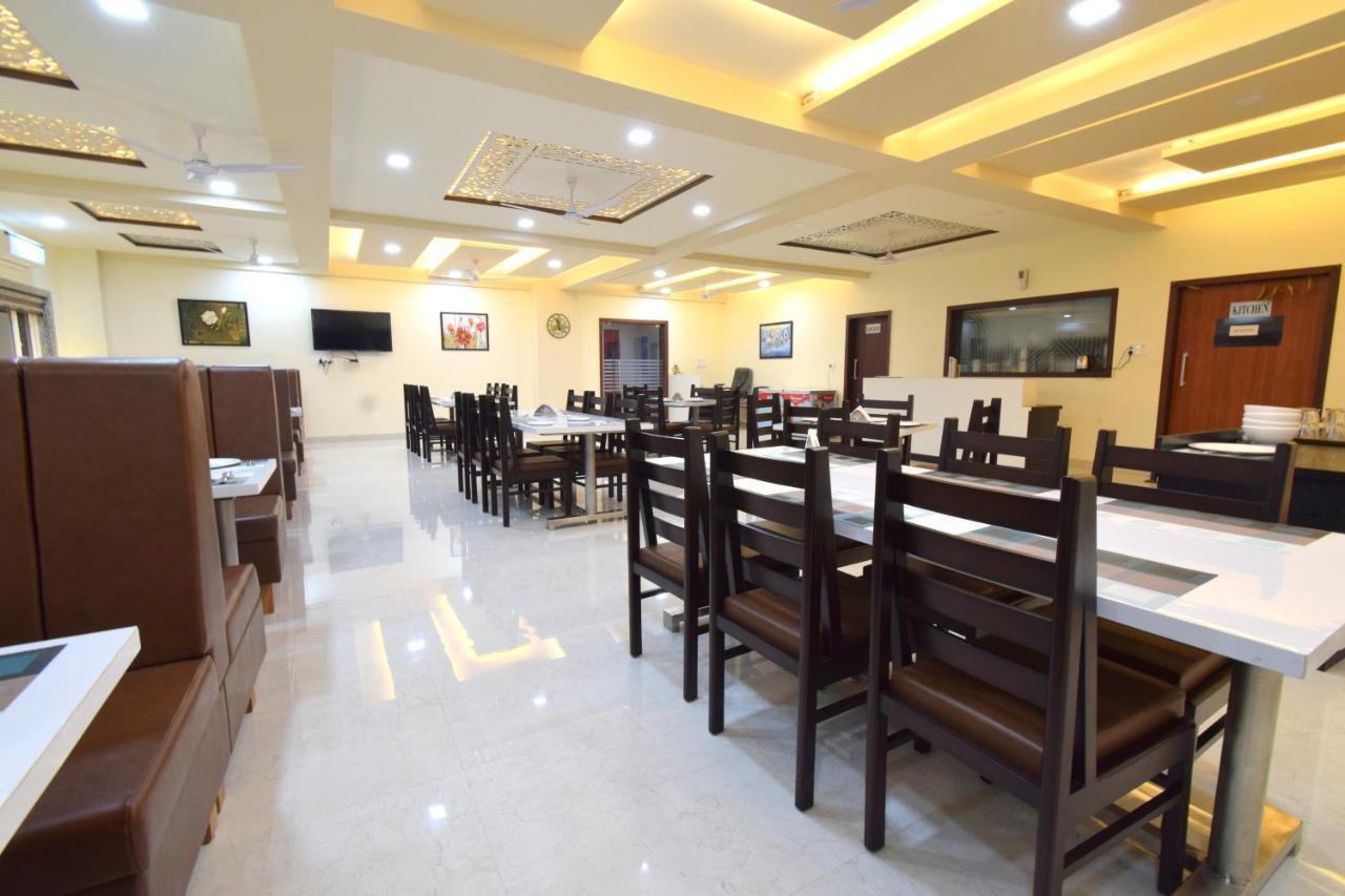 The Sky Imperial- Hotel Gopal Darshan Nathdwara Bagian luar foto