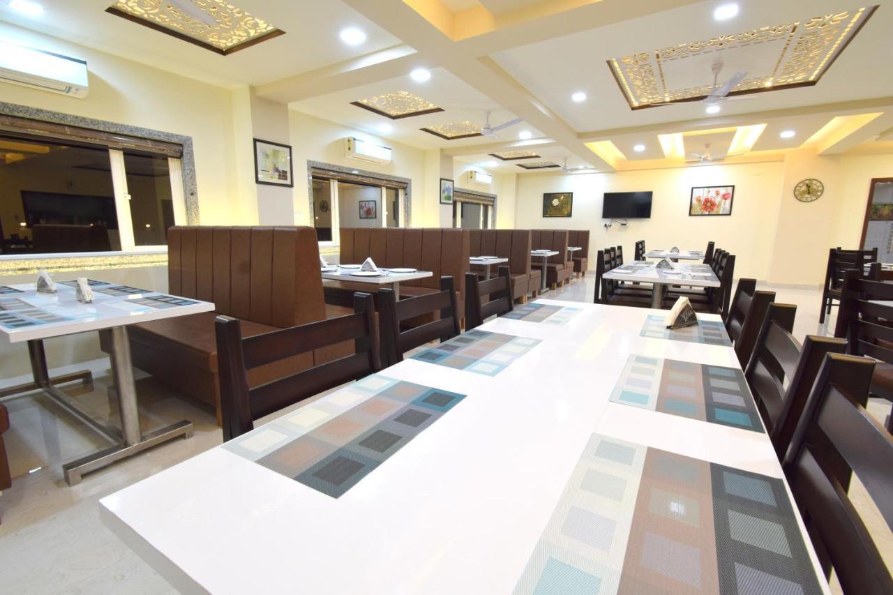 The Sky Imperial- Hotel Gopal Darshan Nathdwara Bagian luar foto