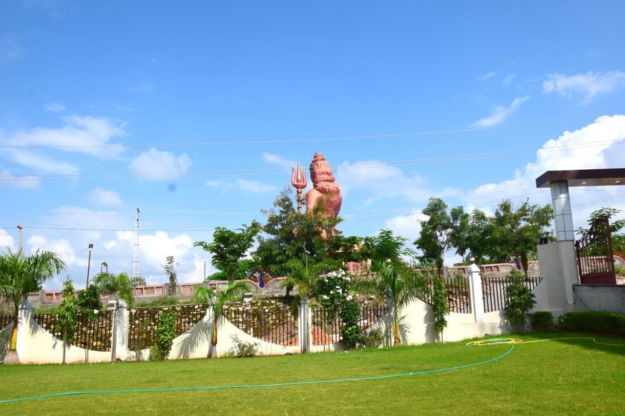 The Sky Imperial- Hotel Gopal Darshan Nathdwara Bagian luar foto