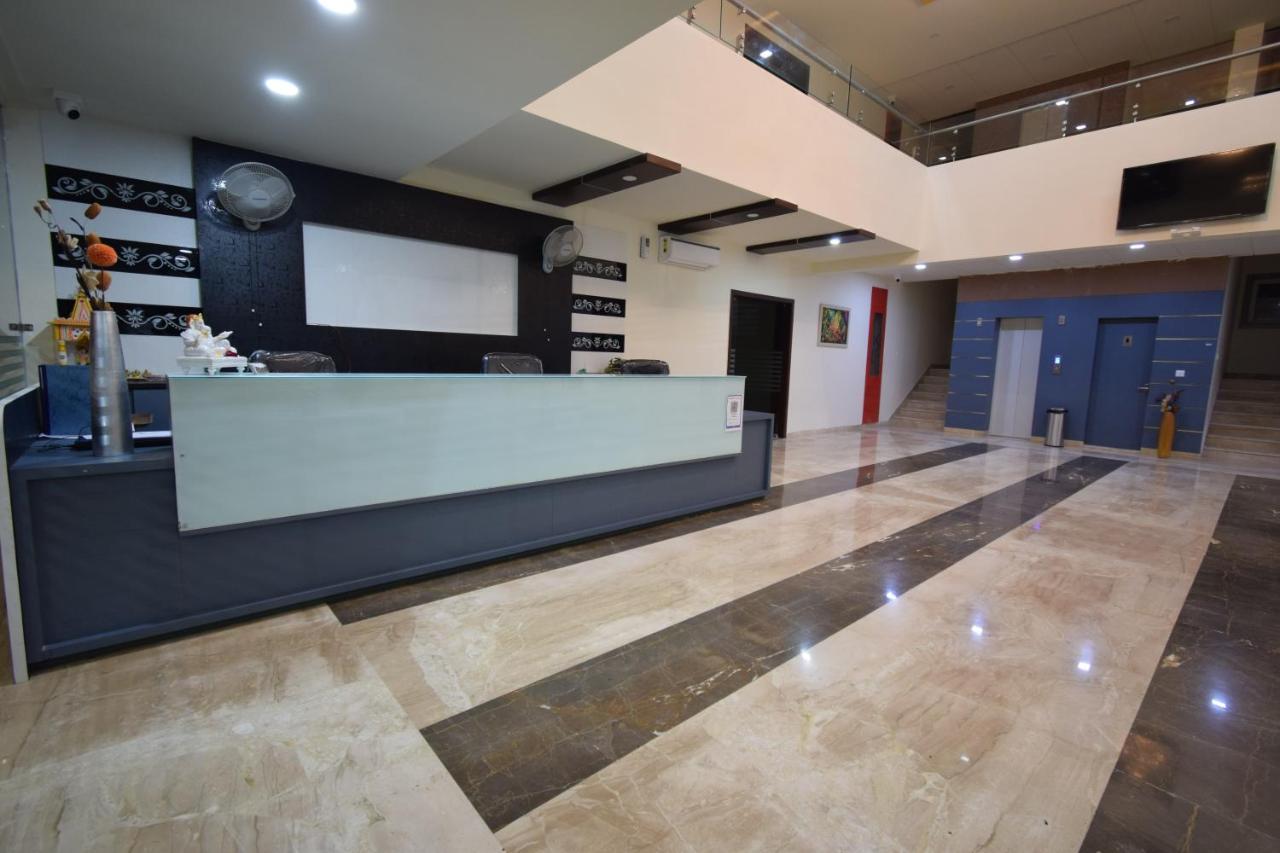 The Sky Imperial- Hotel Gopal Darshan Nathdwara Bagian luar foto
