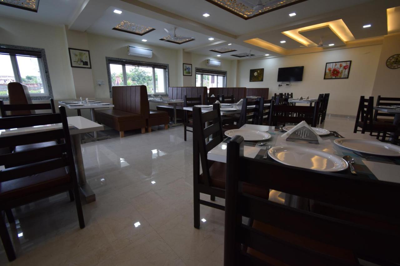 The Sky Imperial- Hotel Gopal Darshan Nathdwara Bagian luar foto